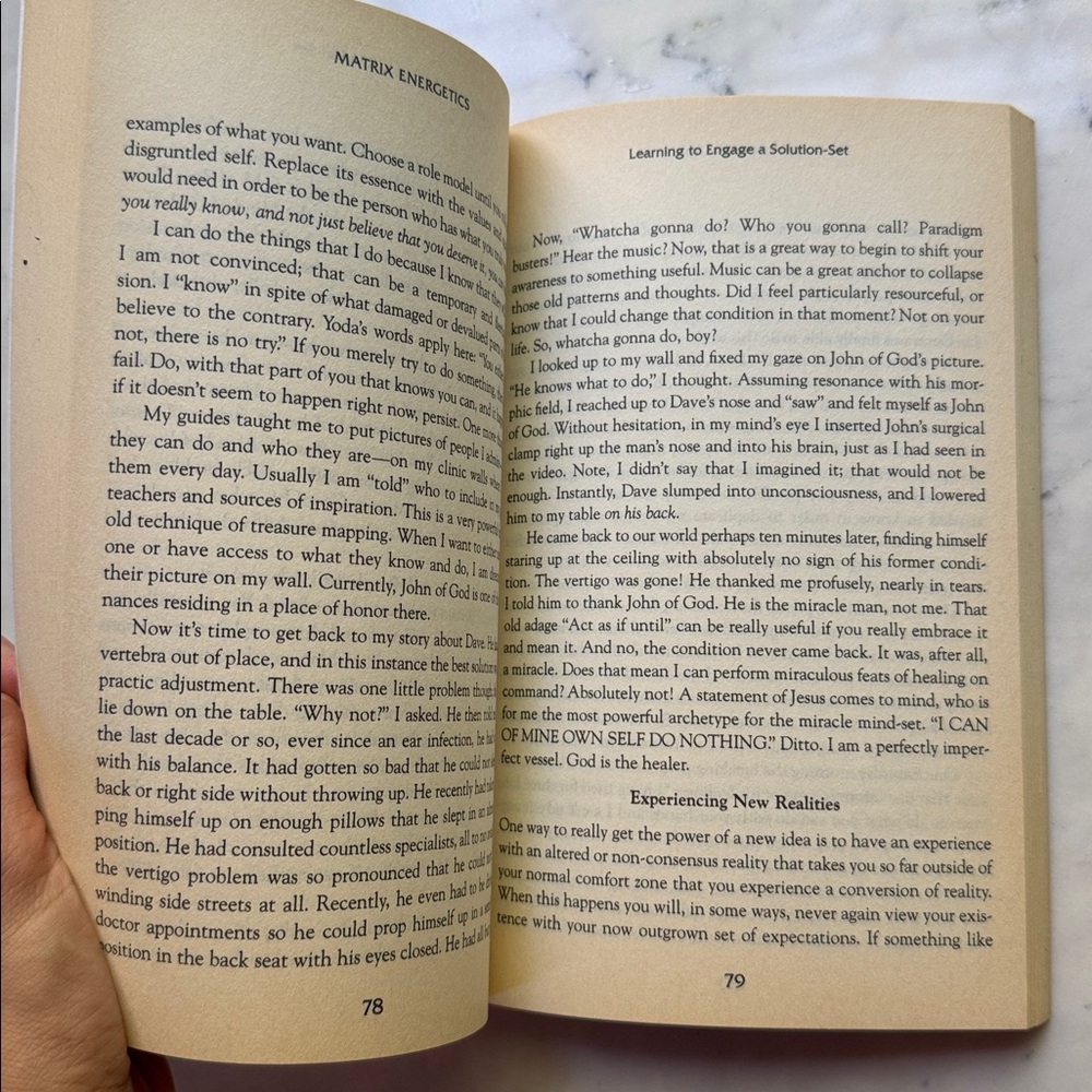 Body Electric book bundle - Picture 4 of 11